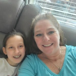 Meet your Posher, Malissa